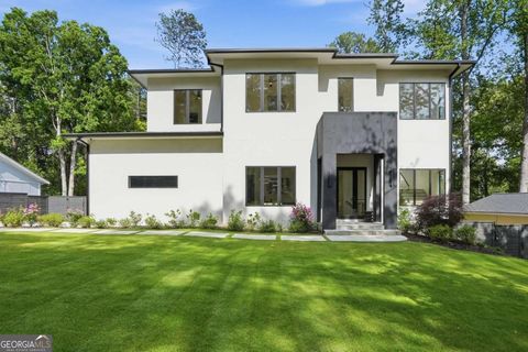 Photo of 3293 Lenox Place NE, Atlanta, GA 30324 (MLS # 10760151)