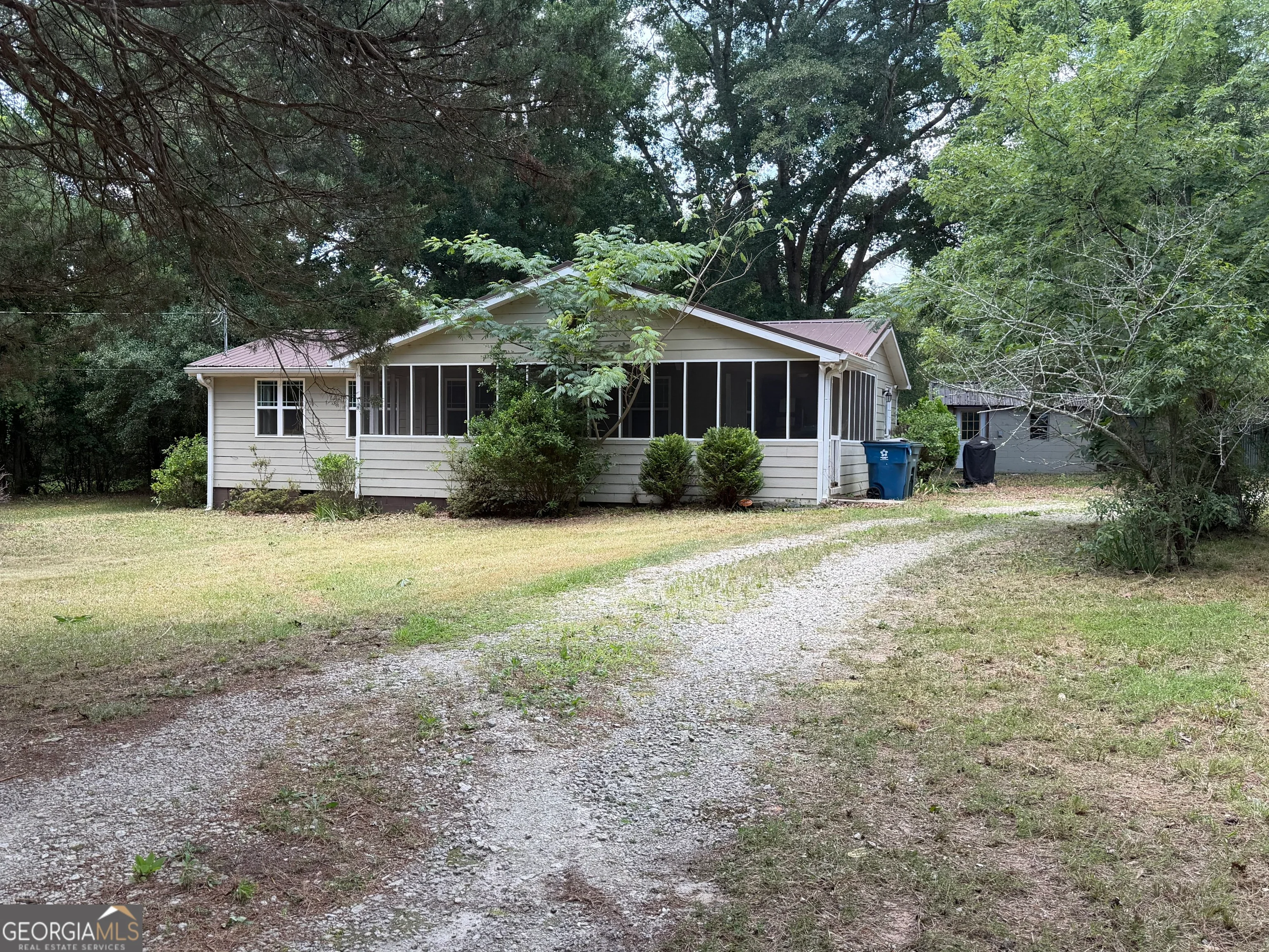 122 Alexander Road