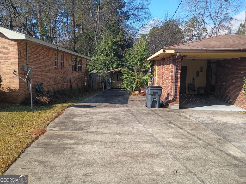 Photo of 1770 HOLLY HILL Rd, MILLEDGEVILLE, GA 31031 (MLS # 10666595)