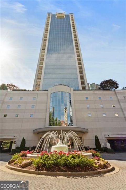 2828 PEACHTREE RD 1704 Atlanta GA 30305
