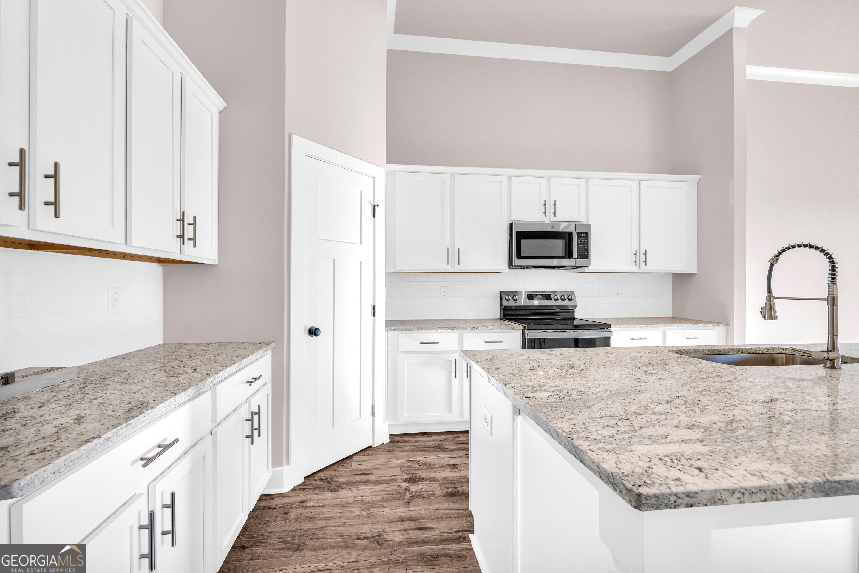 Hartwell, Georgia 30643, United States, 3 Bedrooms Bedrooms, ,3 BathroomsBathrooms,Residential,Active,37361