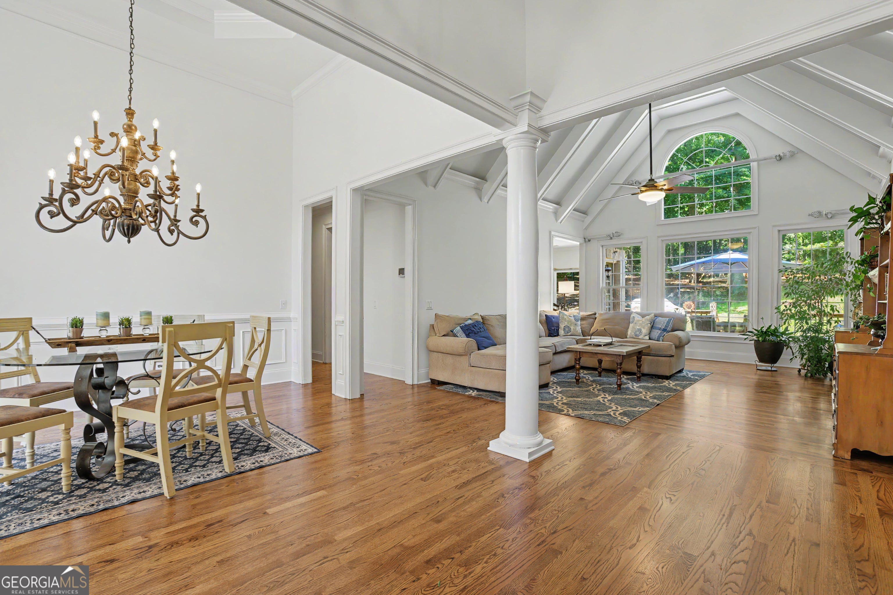 537 Old Collins RD