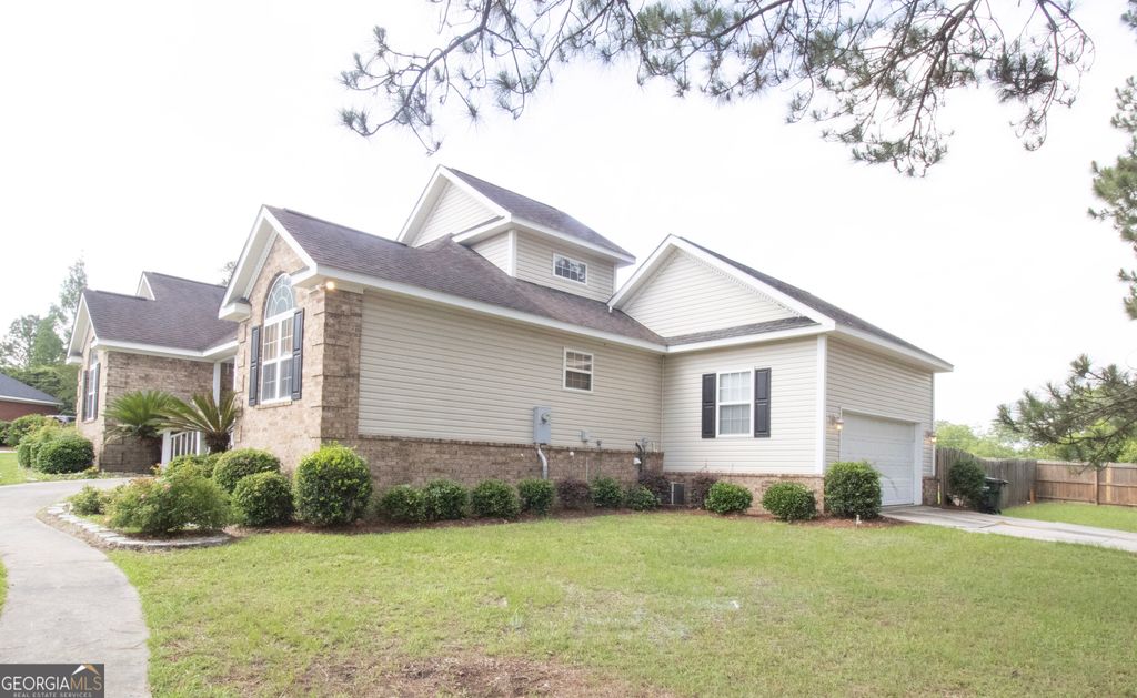 Photo of 1008 Houndsbark Court, Statesboro, GA 30461 (MLS # 10774510)