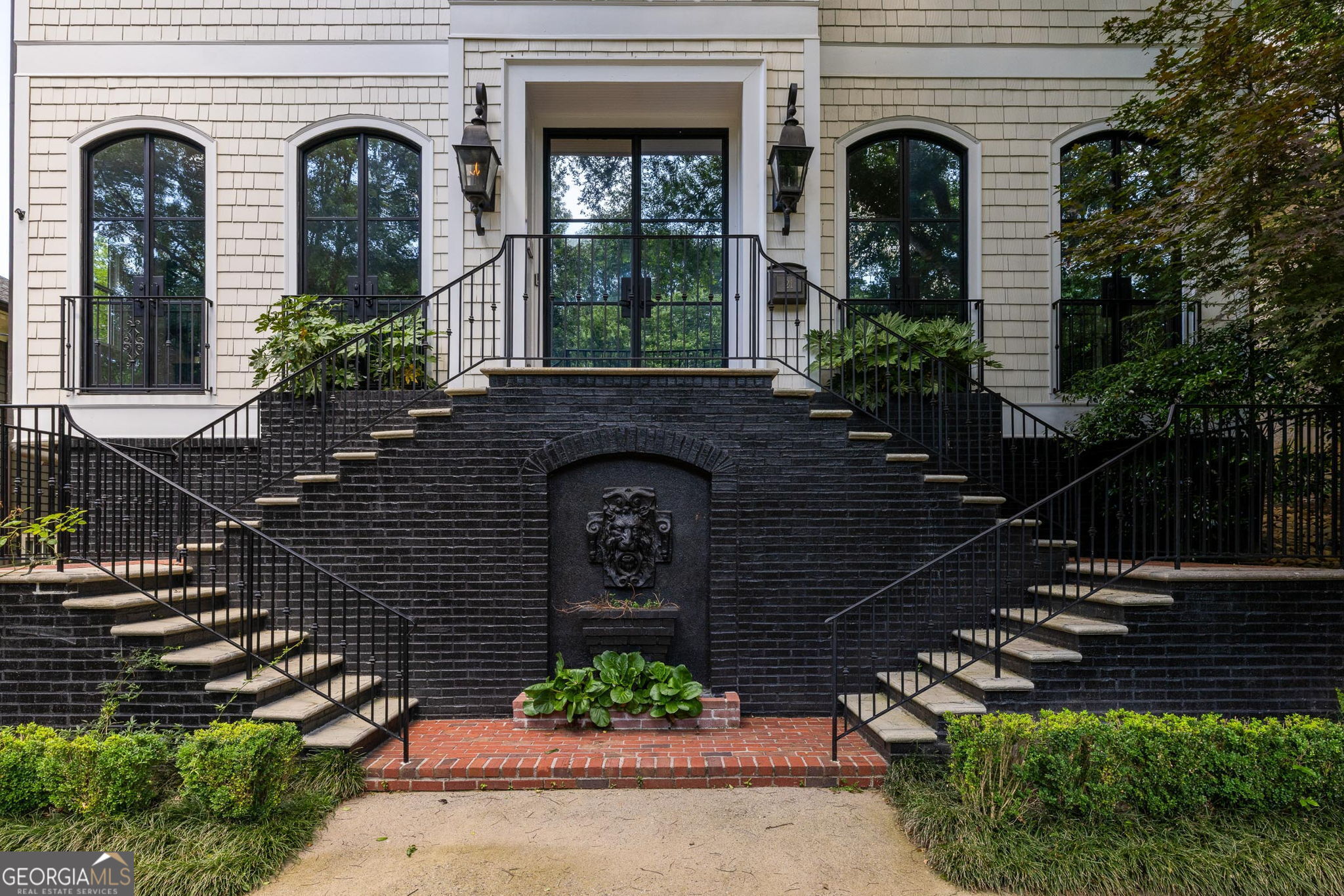 21 Barksdale DR NE