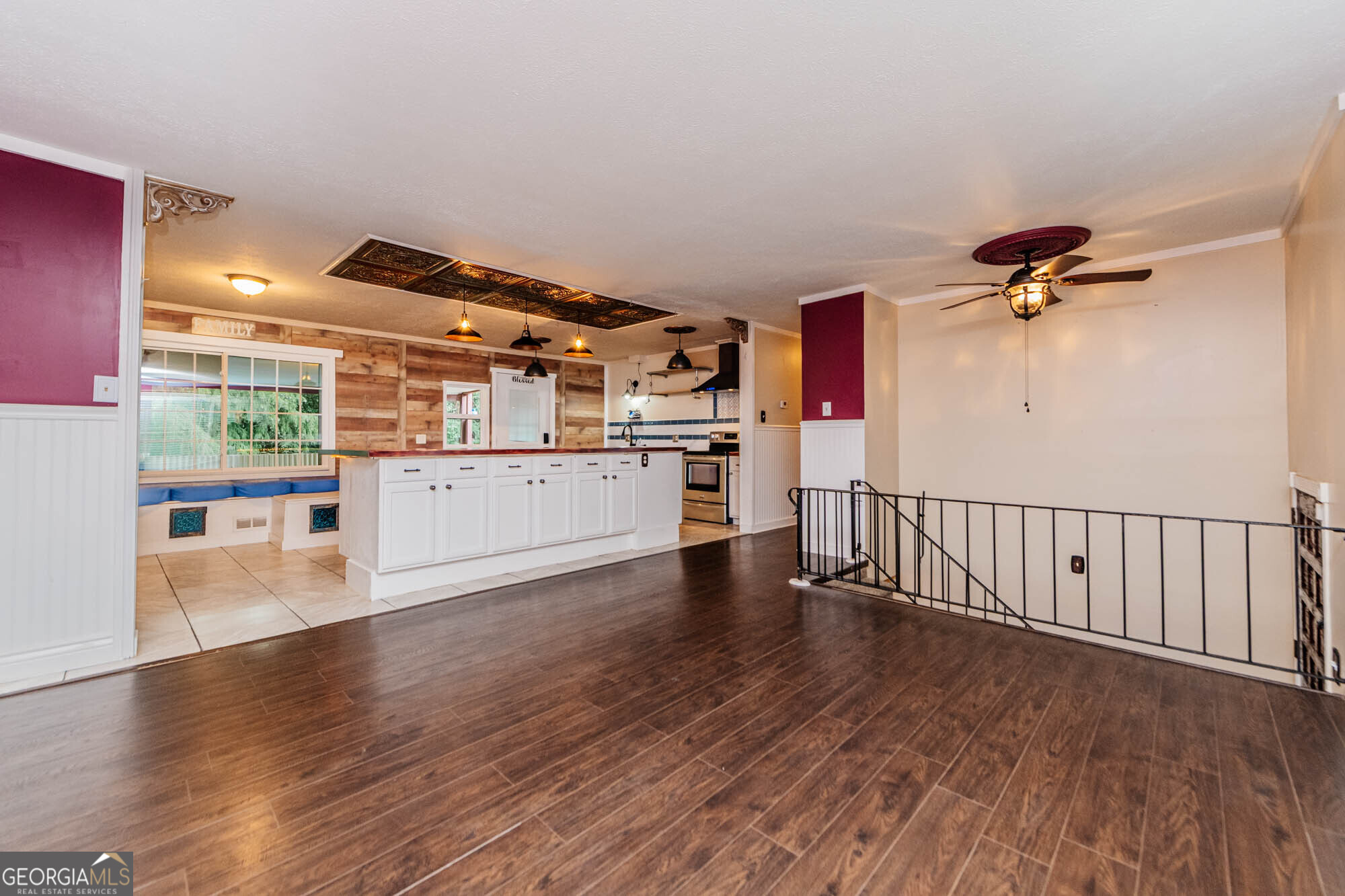 1404 Cambridge RD
