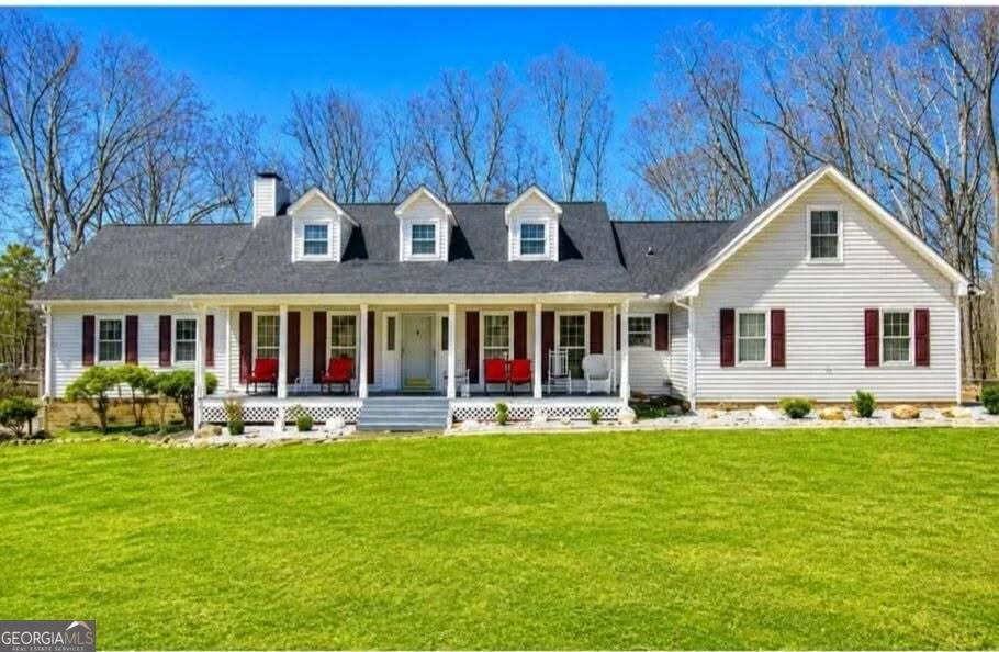 6450 Lake Sara Glen Drive