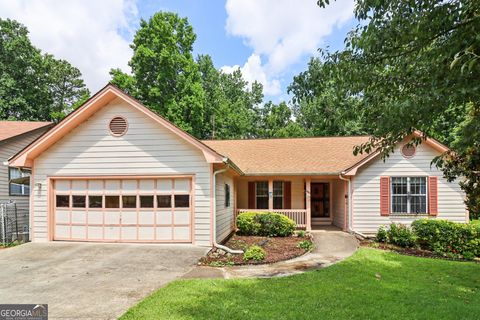 885 Falling Water LN Norcross GA 30093