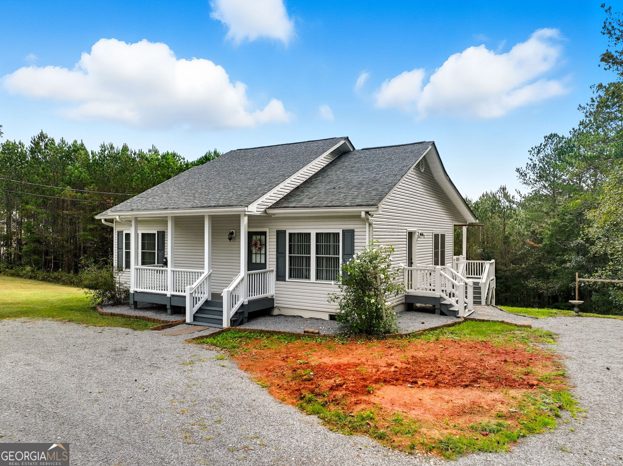 716 Old Pleasant Valley RD