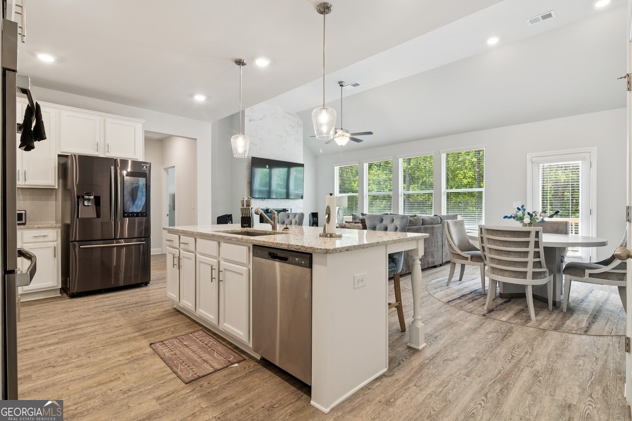 fox Creek - Residential