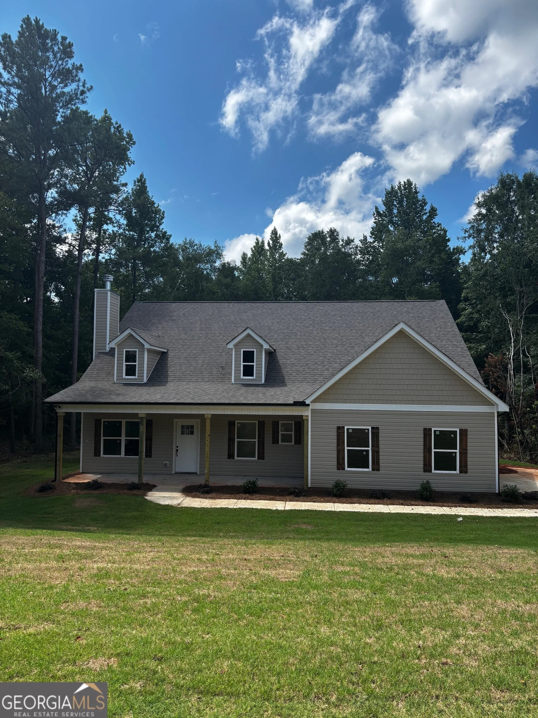 135 Lumby Lane