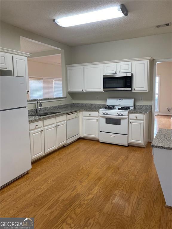 Fairmont - Residential Lease