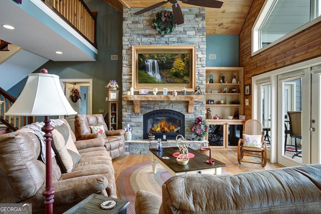 736 Gage DR