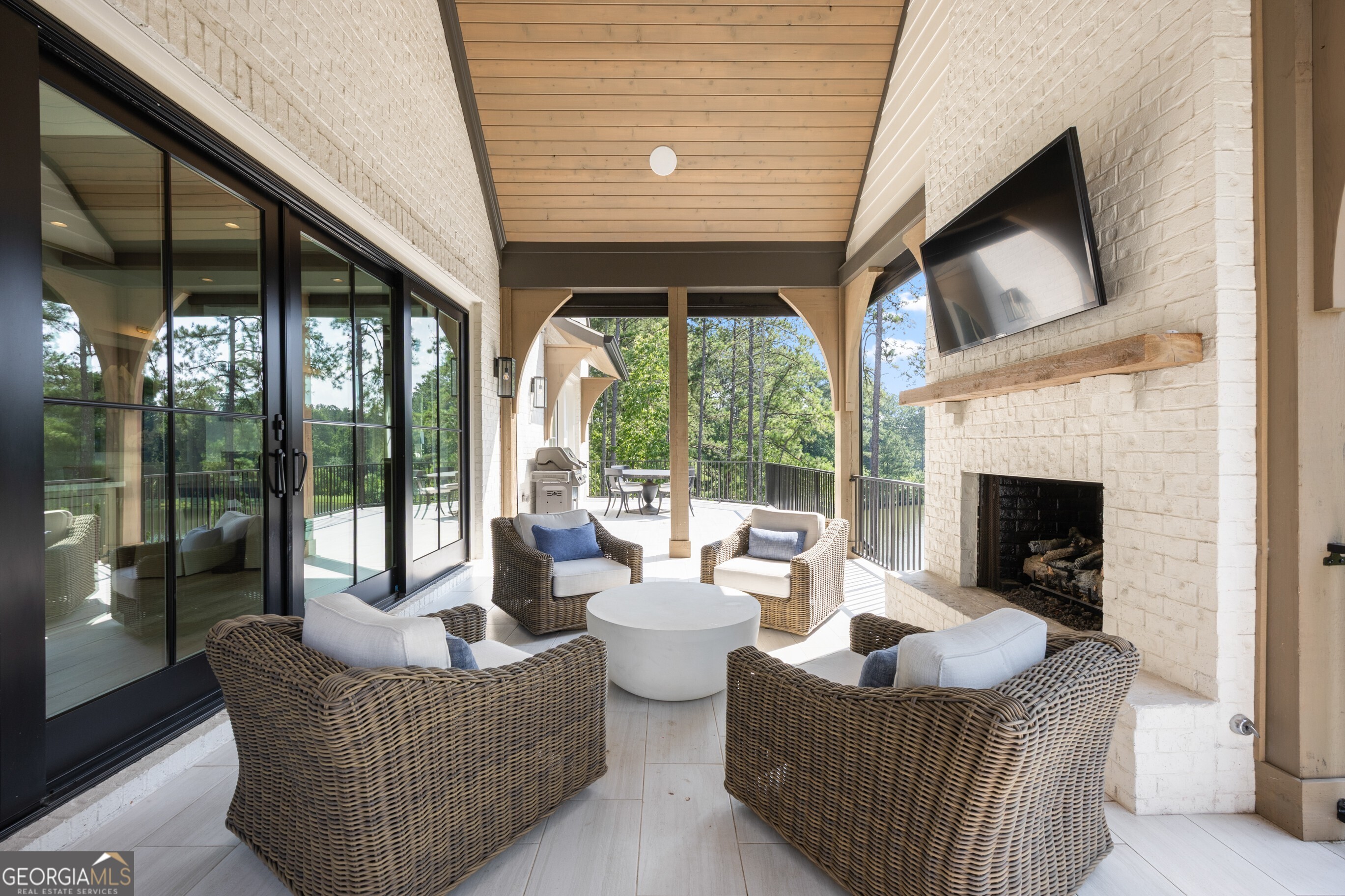 The Manor - Residential