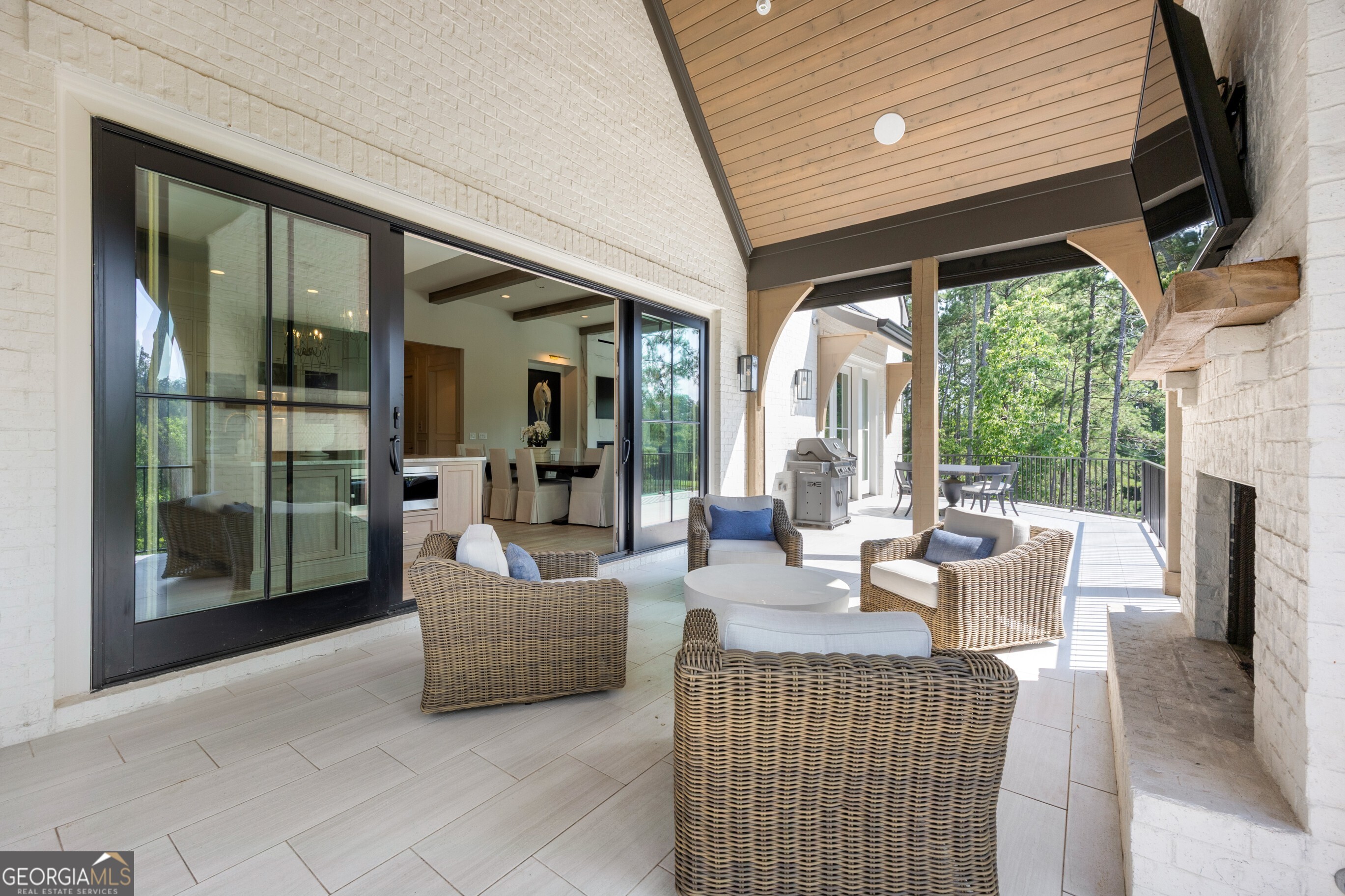 The Manor - Residential