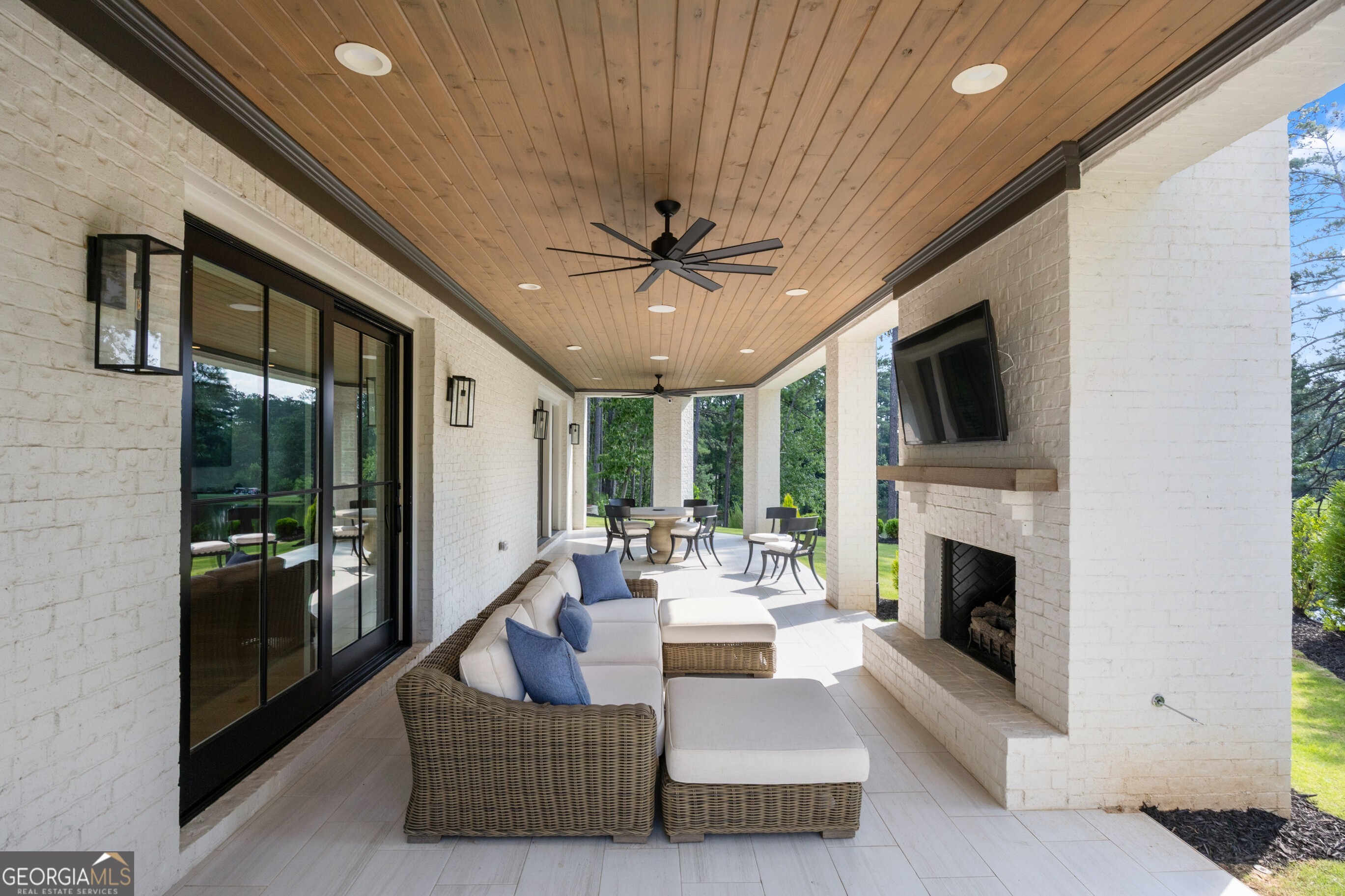 The Manor - Residential