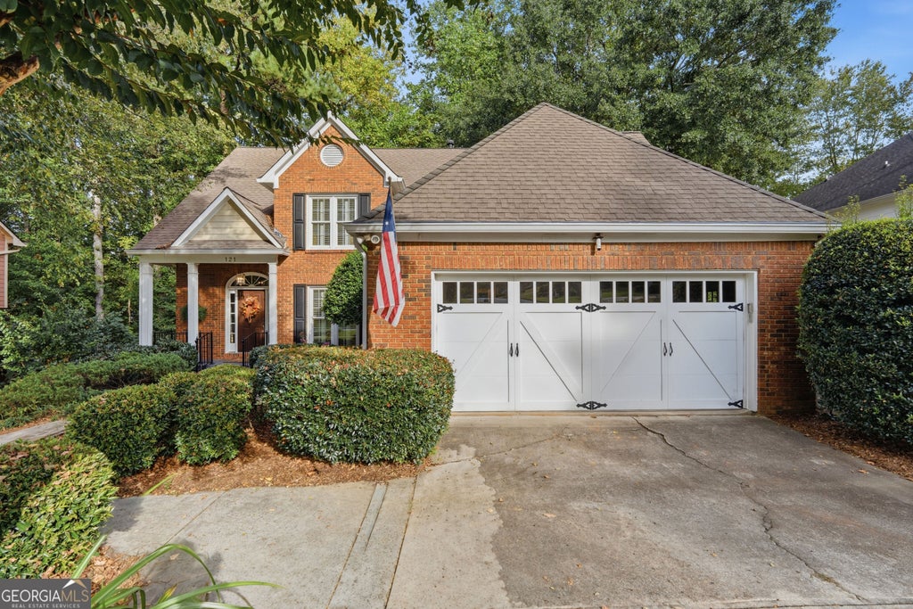 Photo of 121 Red Oak Lane, Alpharetta, GA 30009 (MLS # 10870776)