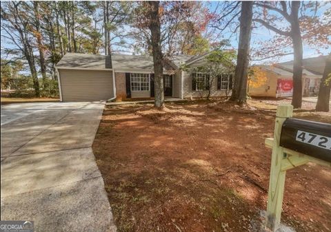 Photo of 4727 Garden Hills Drive, Stone Mountain, GA 30083 (MLS # 10428284)