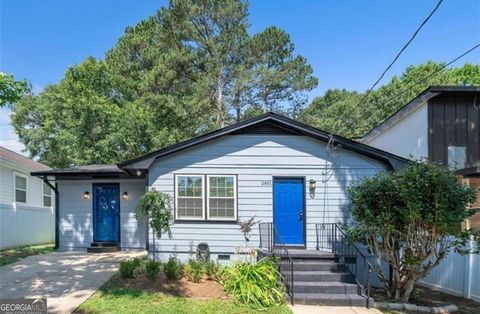 Photo of 2851 SW FORREST HILLS Drive SW, Atlanta, GA 30315 (MLS # 10635112)