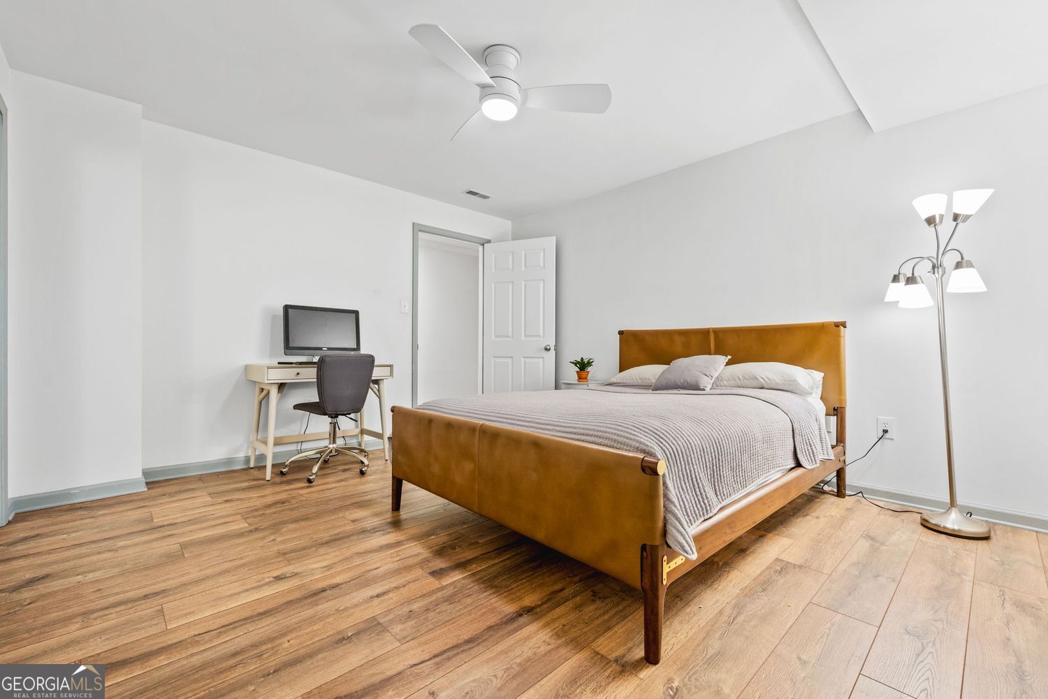 Hampton Woods - Residential