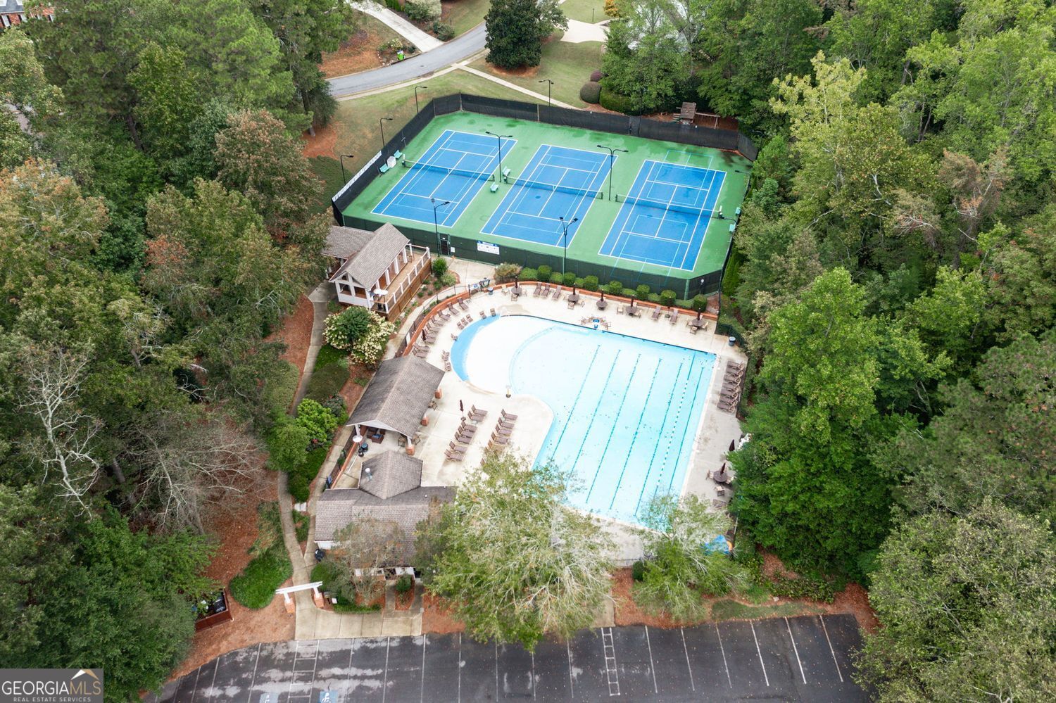 Hampton Woods - Residential