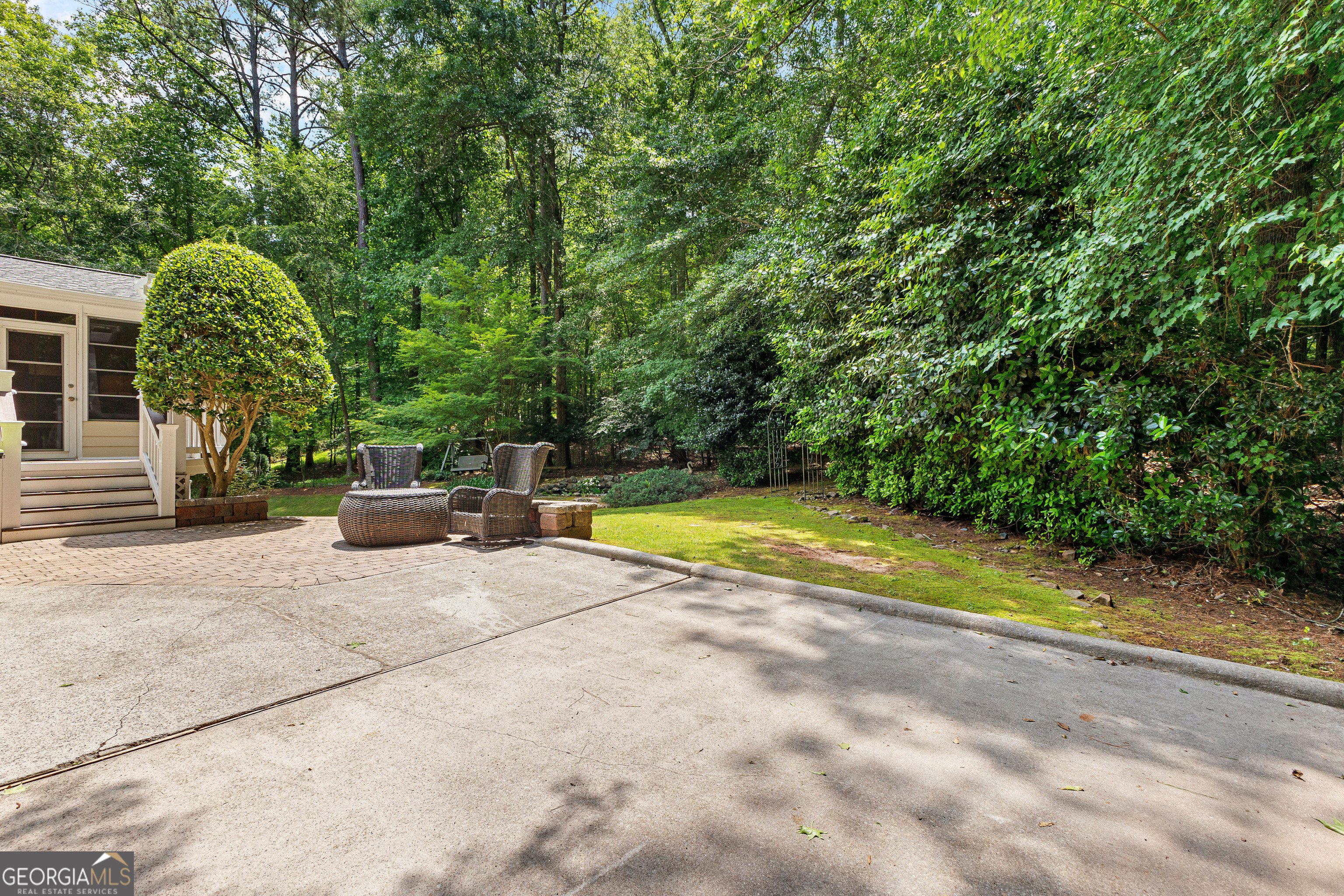 Fayetteville, Georgia 30215, United States, 4 Bedrooms Bedrooms, ,5 BathroomsBathrooms,Residential,Pending,140184