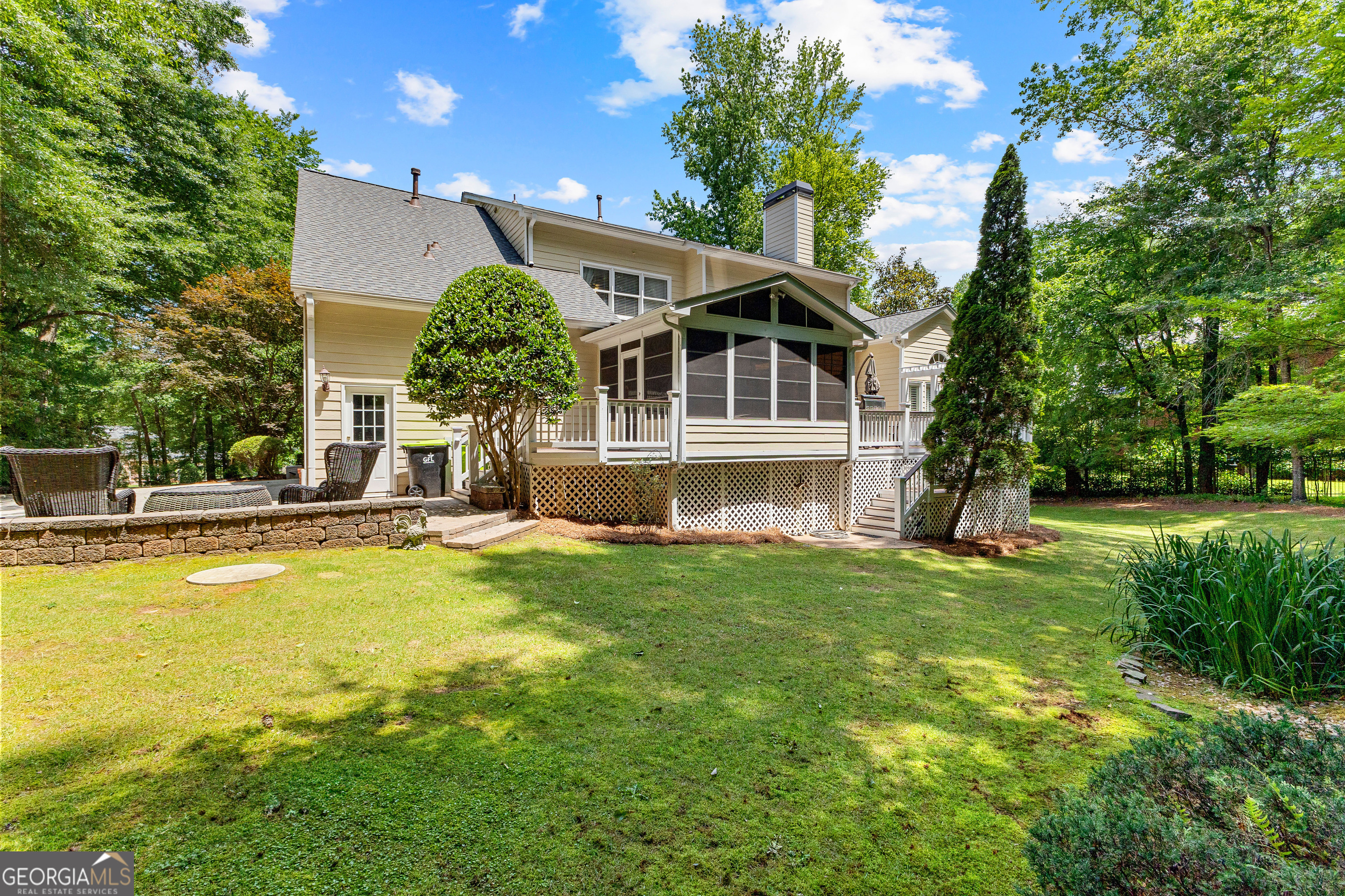 Fayetteville, Georgia 30215, United States, 4 Bedrooms Bedrooms, ,5 BathroomsBathrooms,Residential,Pending,140184