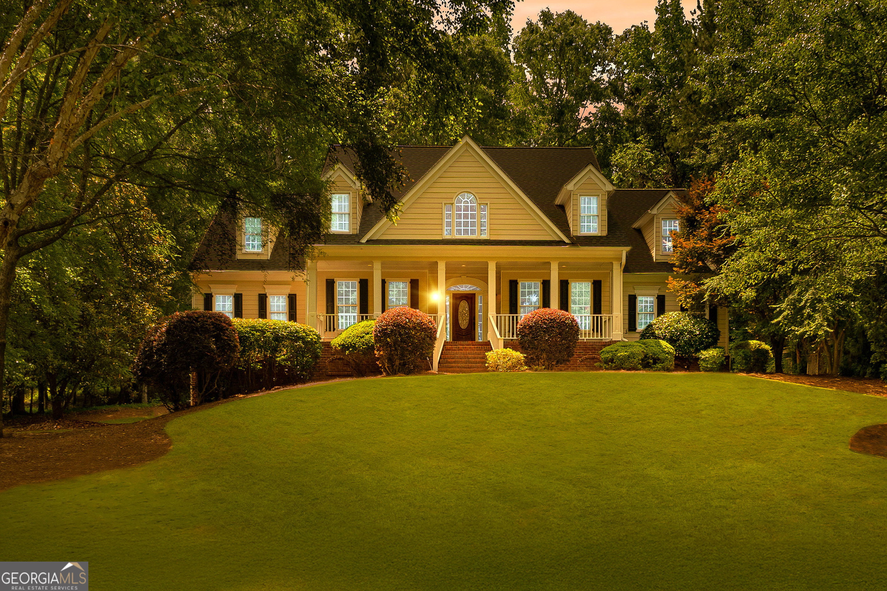 Fayetteville, Georgia 30215, United States, 4 Bedrooms Bedrooms, ,5 BathroomsBathrooms,Residential,Pending,140184