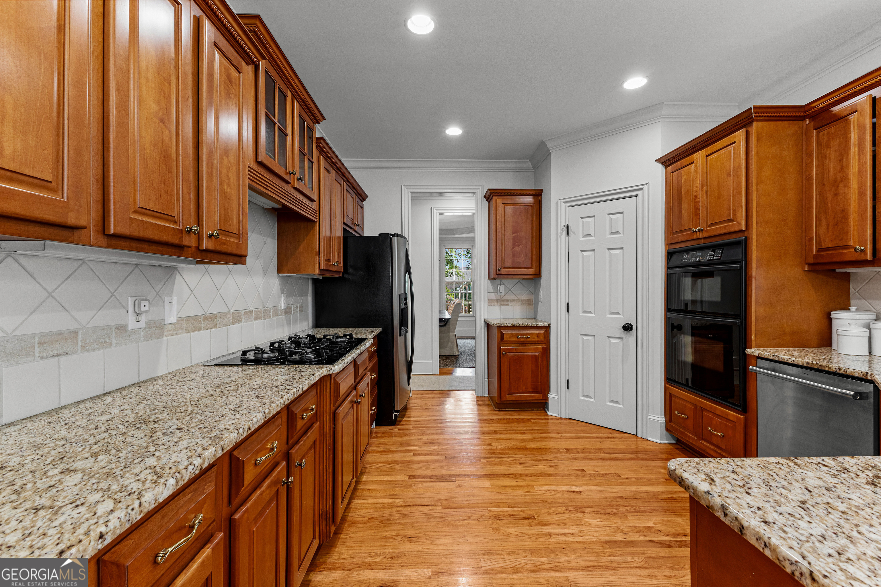 Fayetteville, Georgia 30215, United States, 4 Bedrooms Bedrooms, ,5 BathroomsBathrooms,Residential,Pending,140184