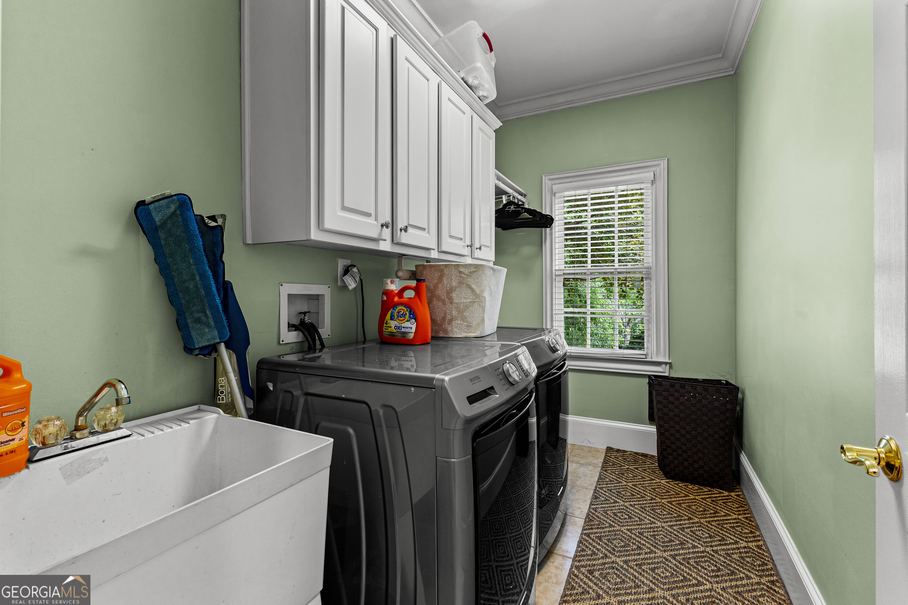 Fayetteville, Georgia 30215, United States, 4 Bedrooms Bedrooms, ,5 BathroomsBathrooms,Residential,Pending,140184