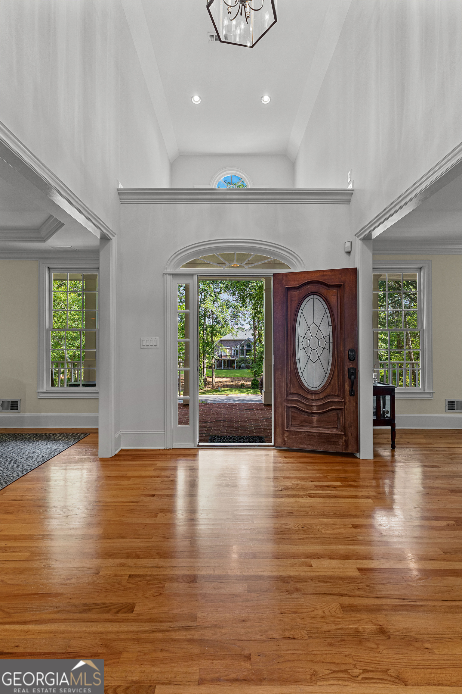 Fayetteville, Georgia 30215, United States, 4 Bedrooms Bedrooms, ,5 BathroomsBathrooms,Residential,Pending,140184