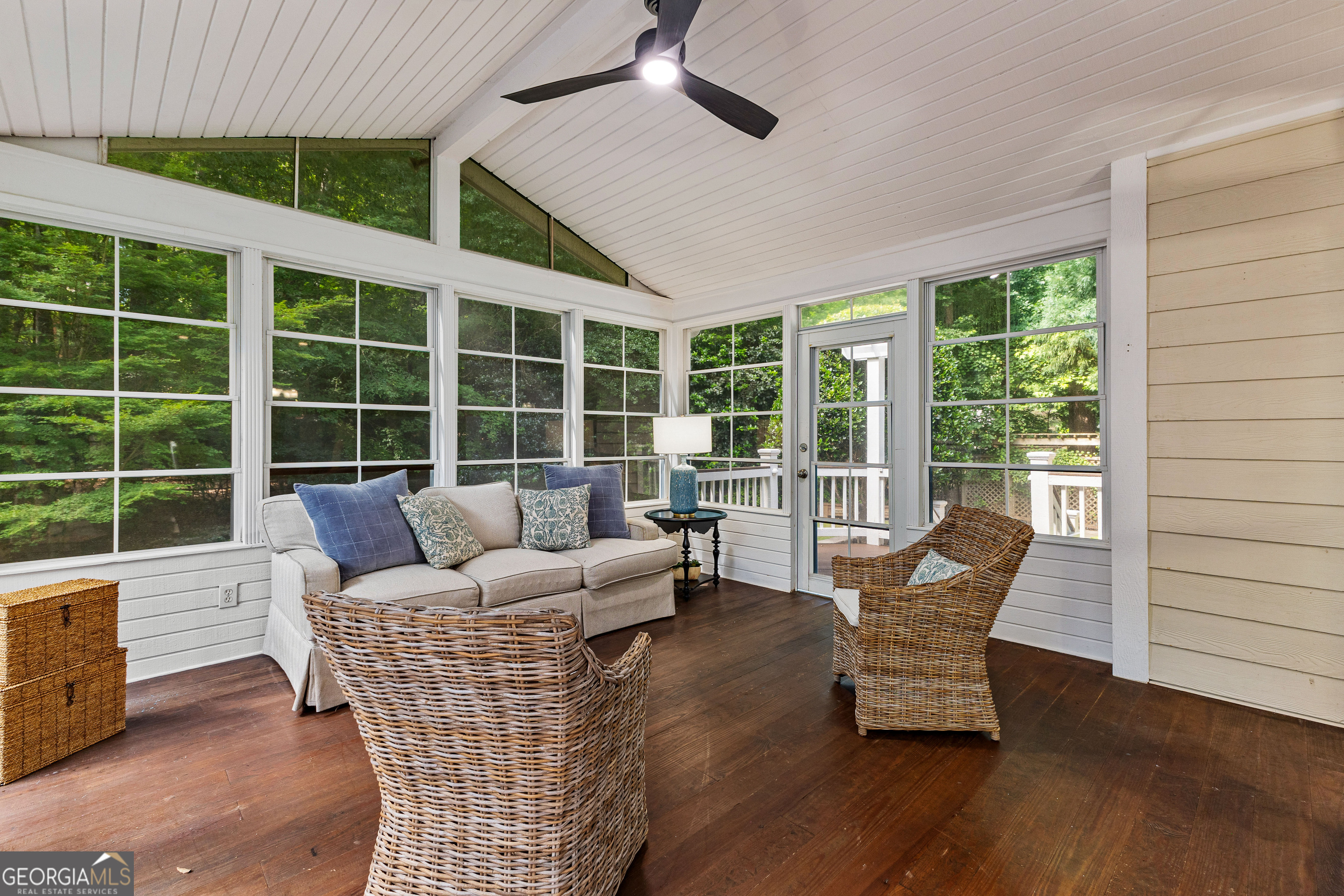 Fayetteville, Georgia 30215, United States, 4 Bedrooms Bedrooms, ,5 BathroomsBathrooms,Residential,Pending,140184