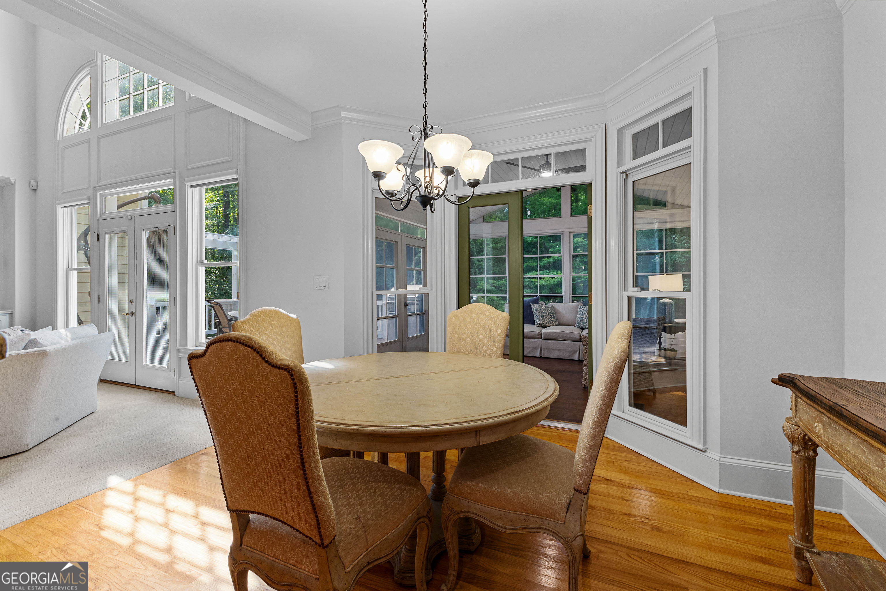 Fayetteville, Georgia 30215, United States, 4 Bedrooms Bedrooms, ,5 BathroomsBathrooms,Residential,Pending,140184