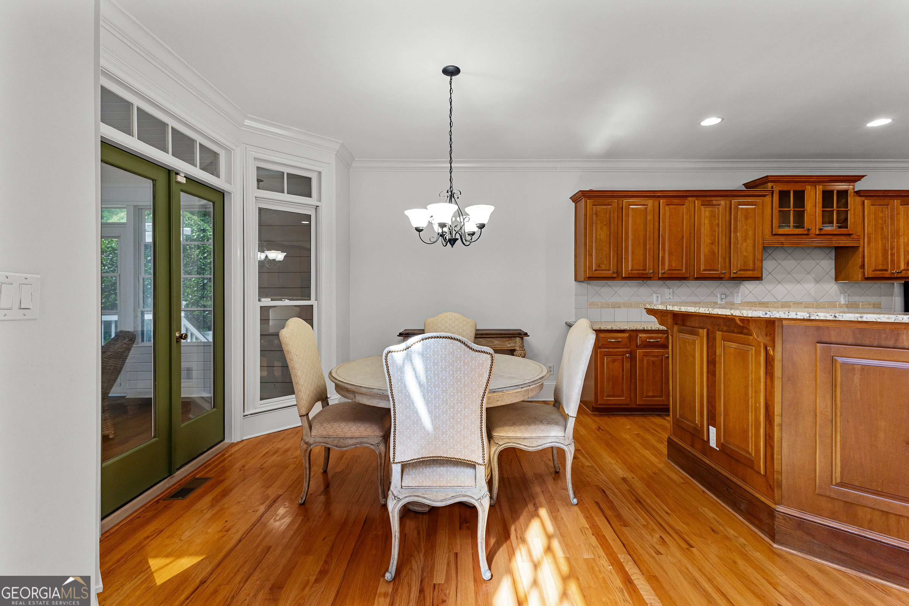 Fayetteville, Georgia 30215, United States, 4 Bedrooms Bedrooms, ,5 BathroomsBathrooms,Residential,Pending,140184