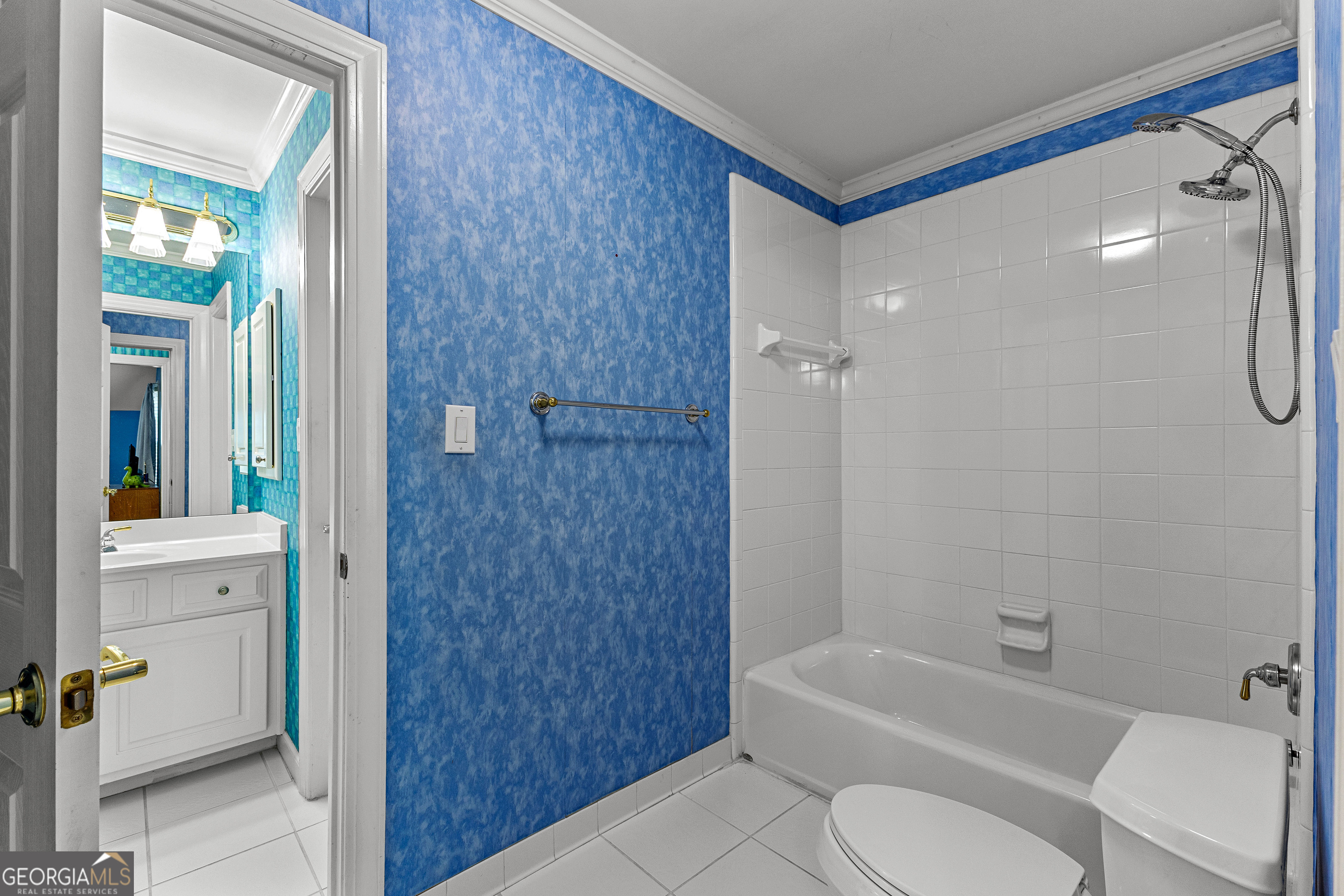 Fayetteville, Georgia 30215, United States, 4 Bedrooms Bedrooms, ,5 BathroomsBathrooms,Residential,Pending,140184