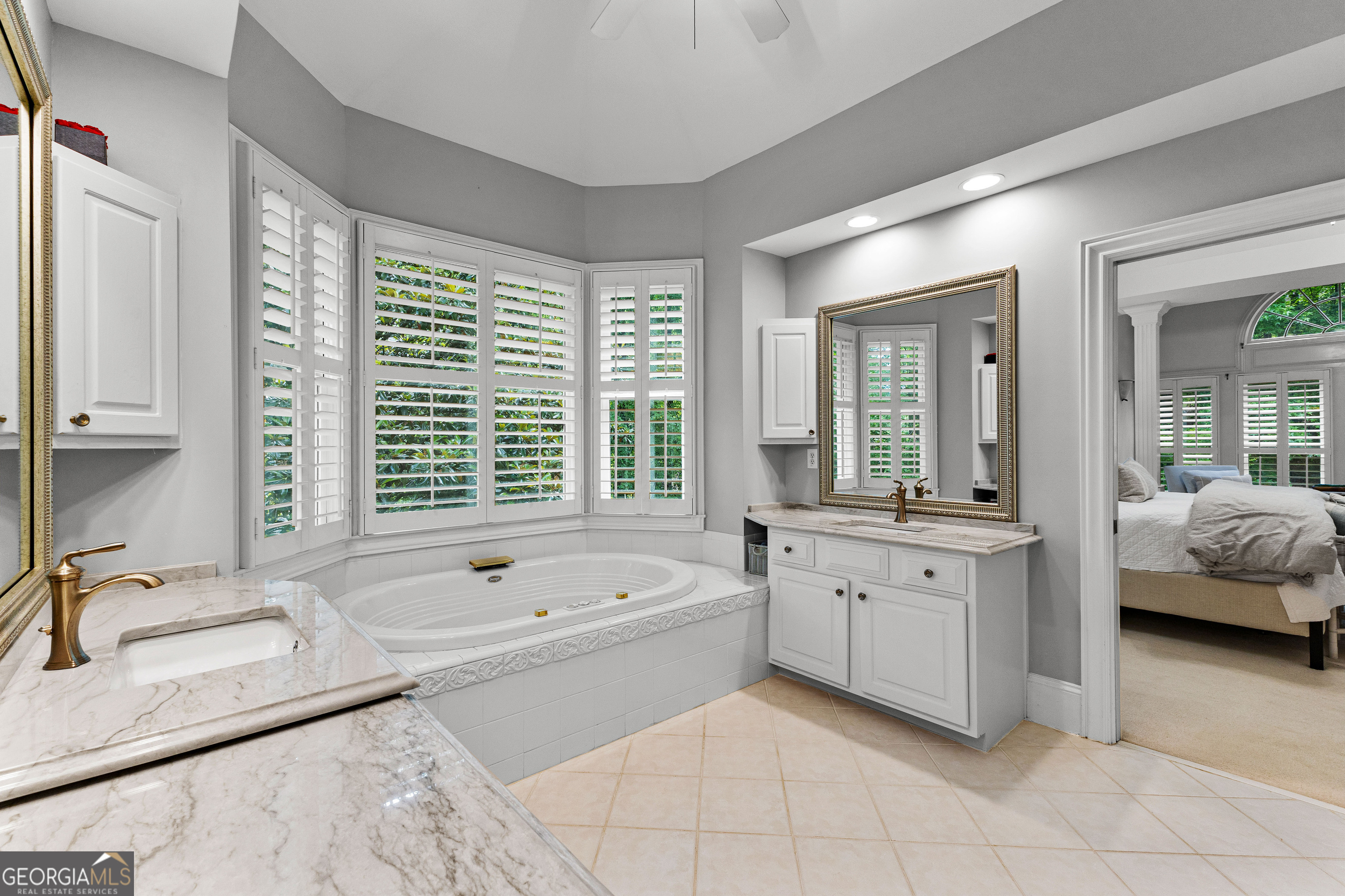 Fayetteville, Georgia 30215, United States, 4 Bedrooms Bedrooms, ,5 BathroomsBathrooms,Residential,Pending,140184