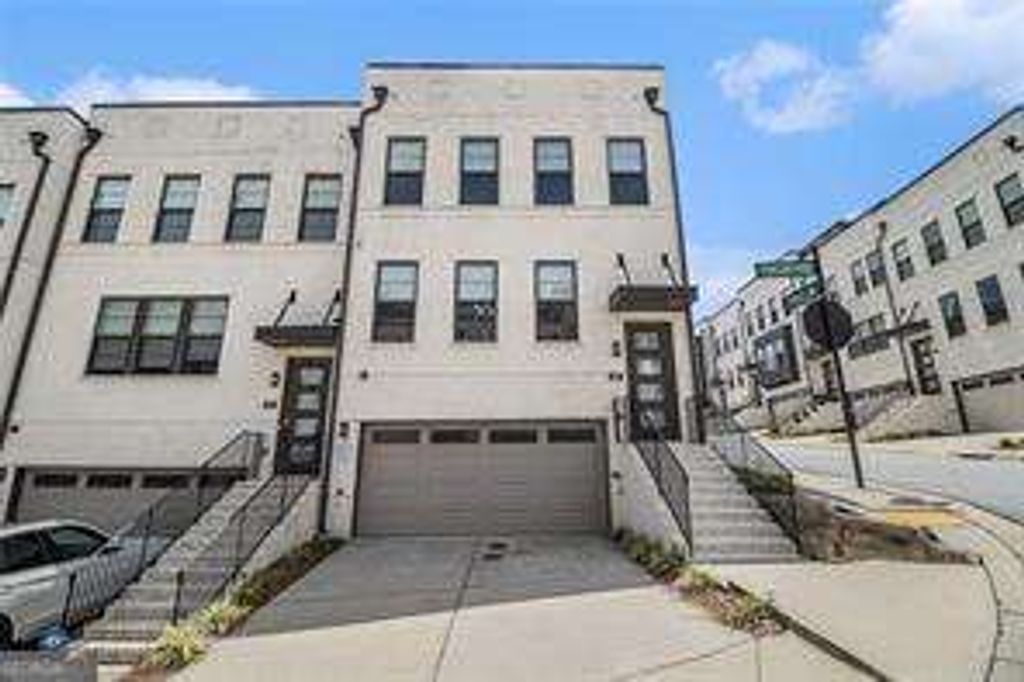 Photo of 886 Stone Crest Road NE, Atlanta, GA 30324 (MLS # 10758818)