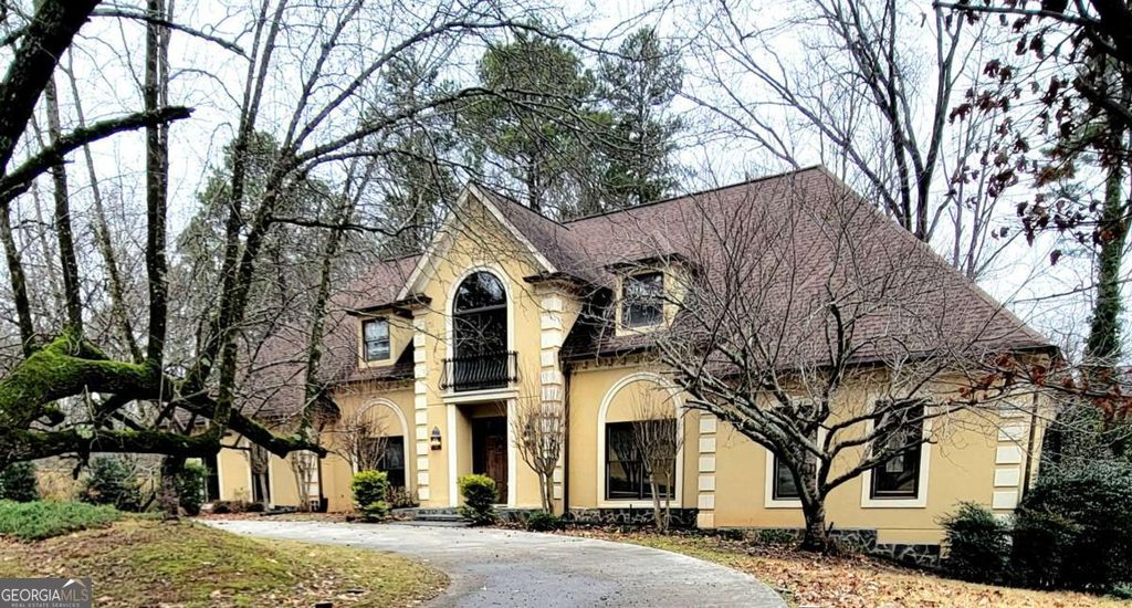 Photo of 2811 Hawthorne Drive NE, Atlanta, GA 30345 (MLS # 10697098)