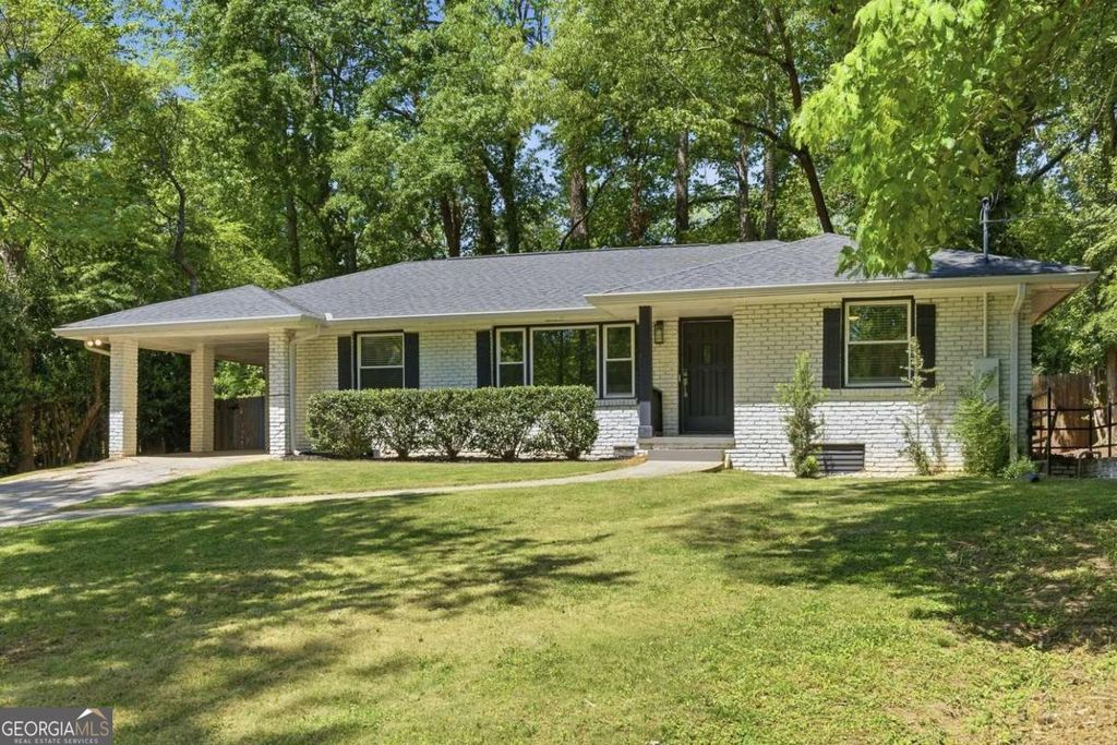 Photo of 3180 Rehoboth Drive, Decatur, GA 30033 (MLS # 10734355)