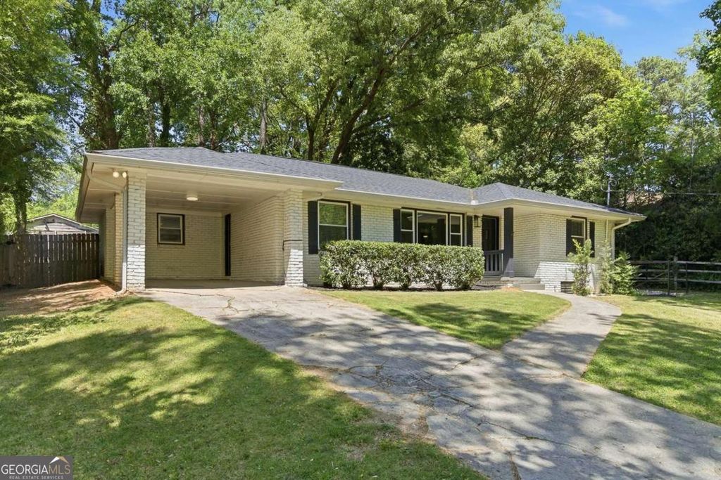 Photo of 3180 Rehoboth Drive, Decatur, GA 30033 (MLS # 10734355)