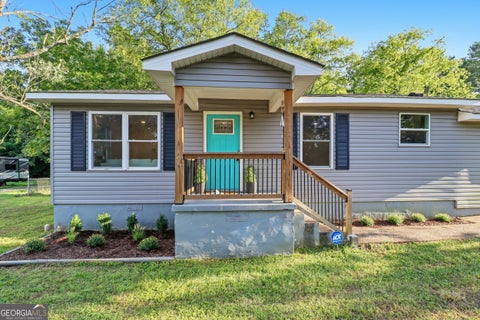 Photo for 711 W James AVE