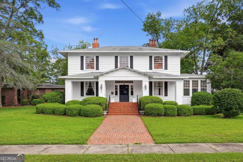 Photo for 315 E College AVE