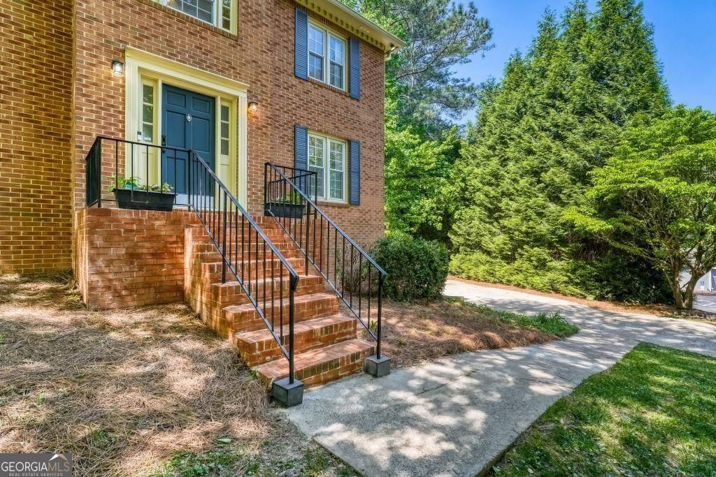 Photo of 1504 Mill Creek Court SW, Marietta, GA 30008 (MLS # 10740964)