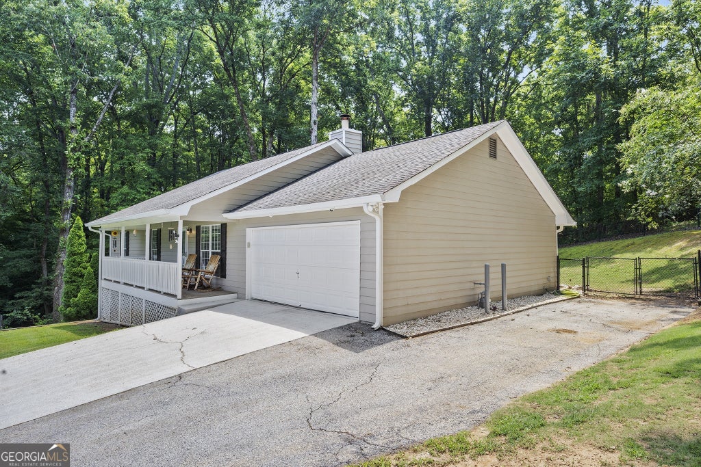Photo of 515 Creek View Place, McDonough, GA 30252 (MLS # 10817428)