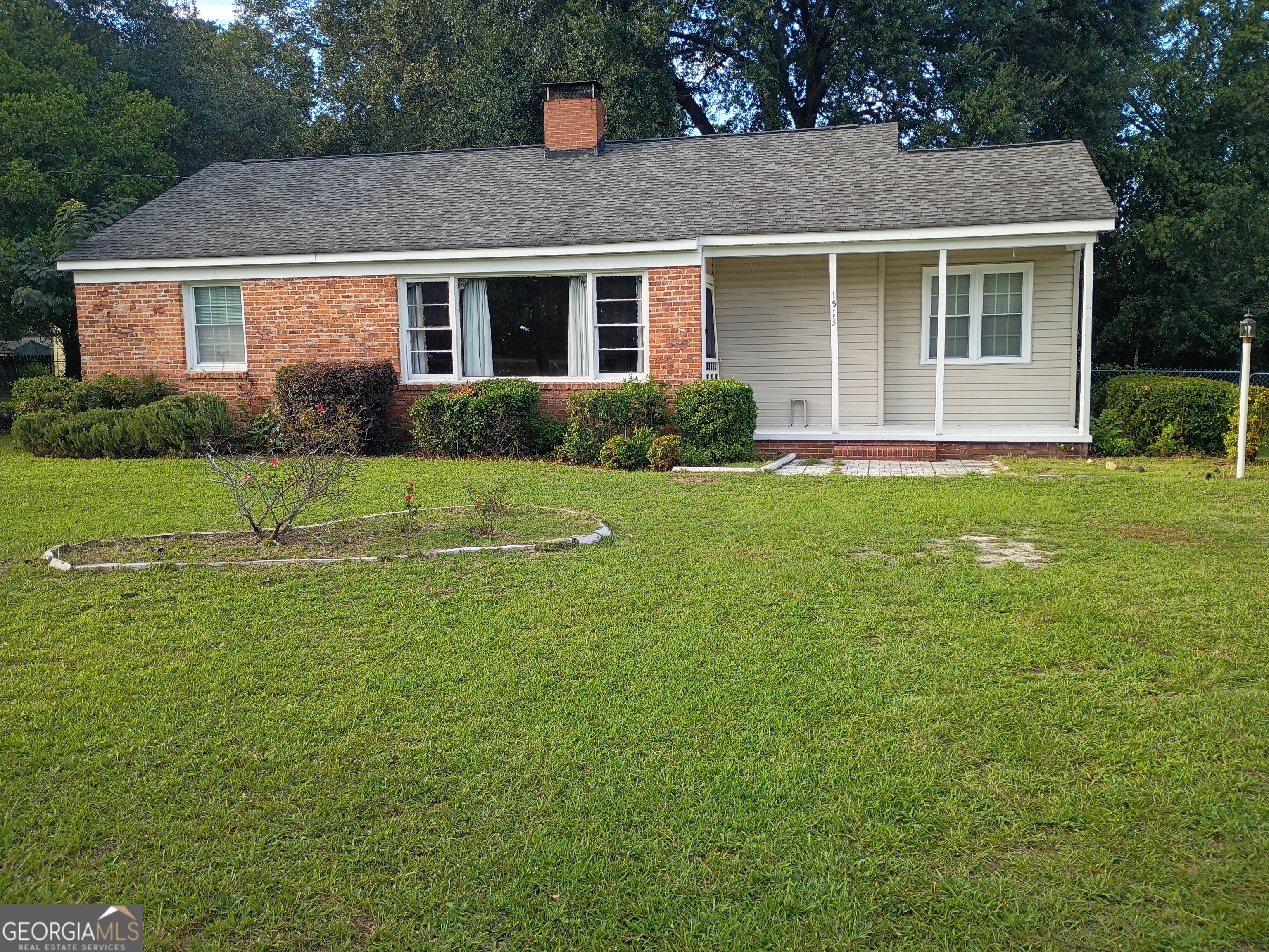 Walking distances to all amenities (schools, shopping, dining and the VA Hospital). Three bedrooms, 1 bath home. Spacious front yard. Back yard is fenced. Large laundry room area. Hardwood floors and some carpet. Large deck to enjoy outside activities. Move in ready!