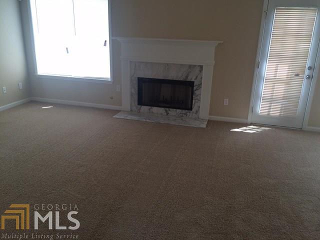 Overlook At Lake Ridge - Residential