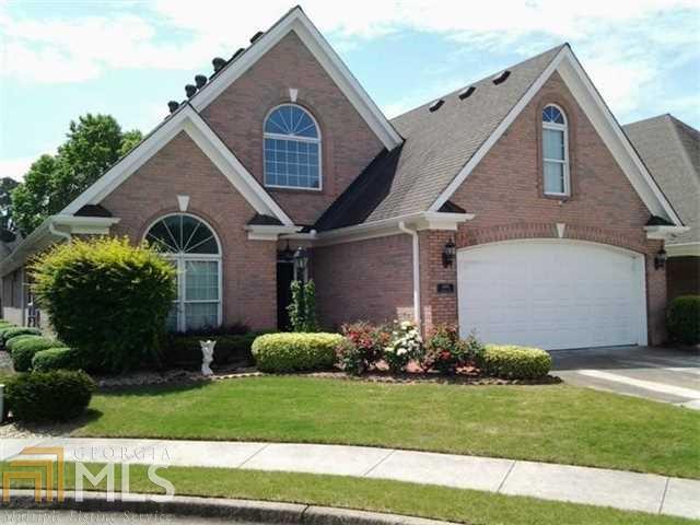 Ranch with open floor plan, lg upstairs bonus room,hardwood floors,fenced yard and screened in porch. Home was built to accommodate wheelchair or handicapped occupant.This estate home has receipts of the meticulous maintenance and upkeep.Recently painted inside and out. MUST SEE! HOA includes gated entrance & Lawn maintenance.