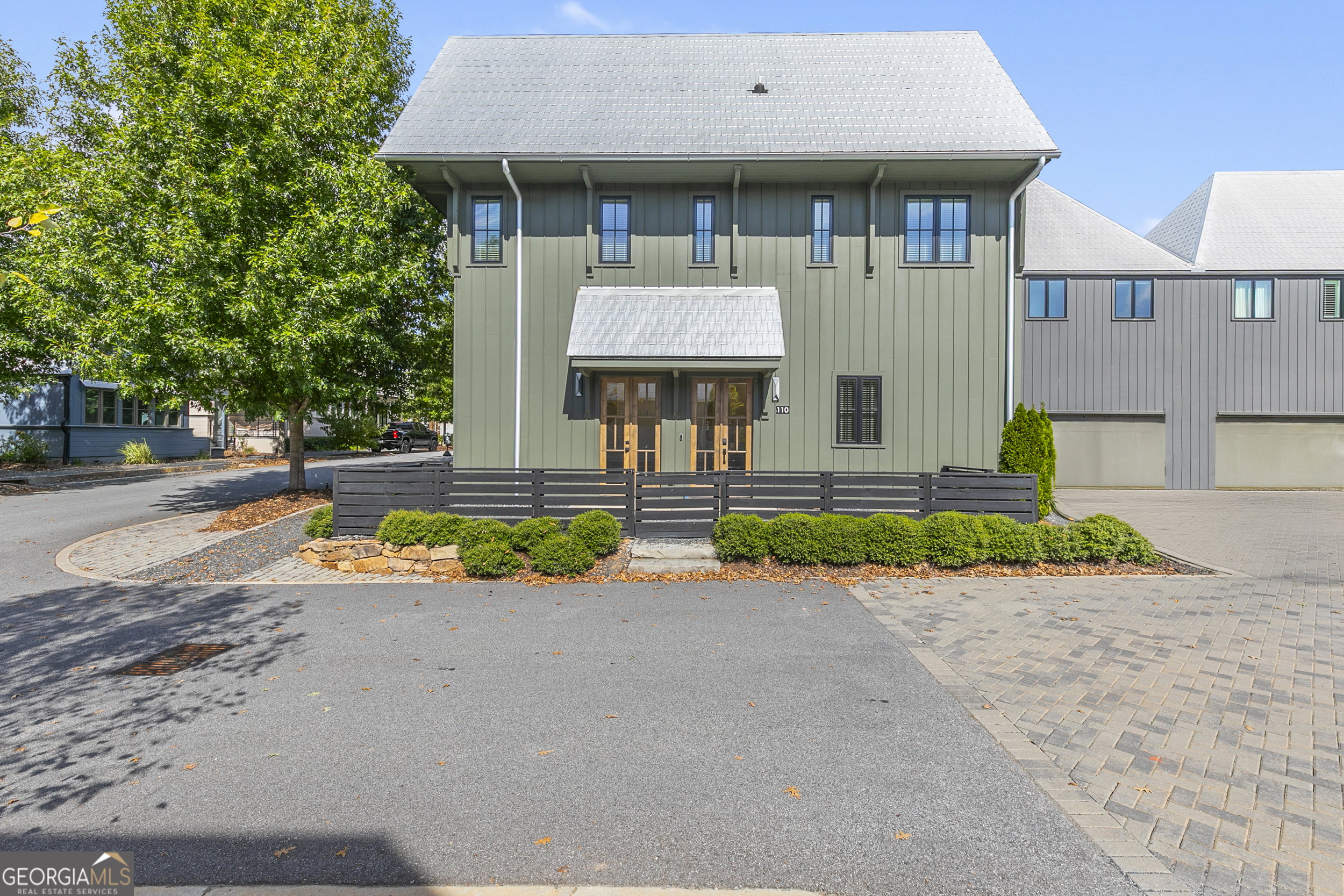 Fayetteville, Georgia 30214, United States, 2 Bedrooms Bedrooms, ,3 BathroomsBathrooms,Residential,Active,232566