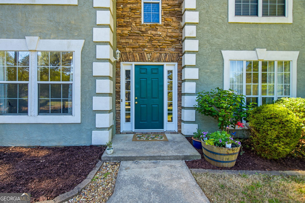 57 Biltmore CIR