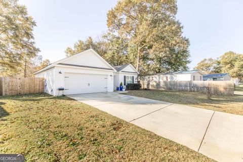 A home in Warner Robins