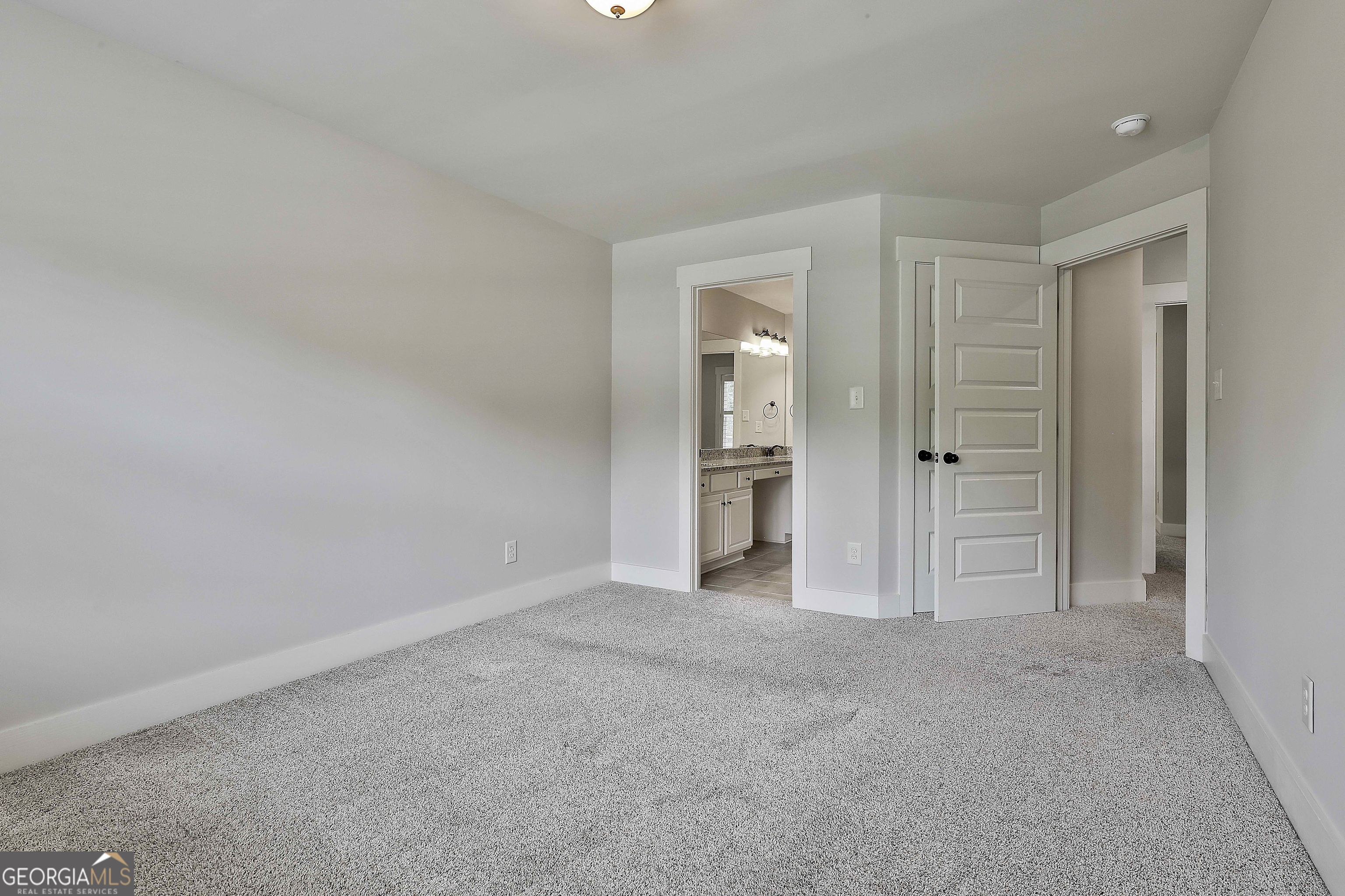 Peachtree City, Georgia 30269, United States, 6 Bedrooms Bedrooms, ,4 BathroomsBathrooms,Residential,Active,133593